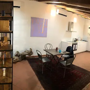 Isola Libera Pensión